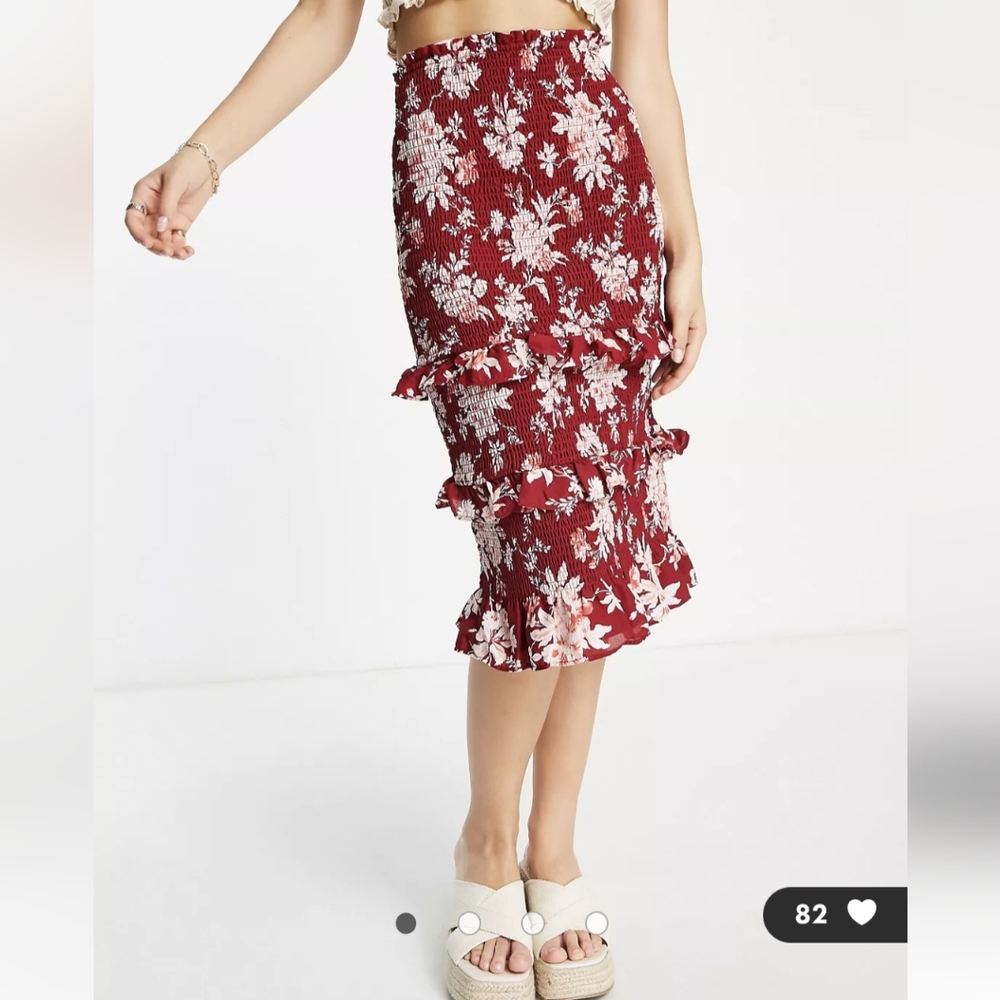 Abercrombie & Fitch red floral ruffle skirt